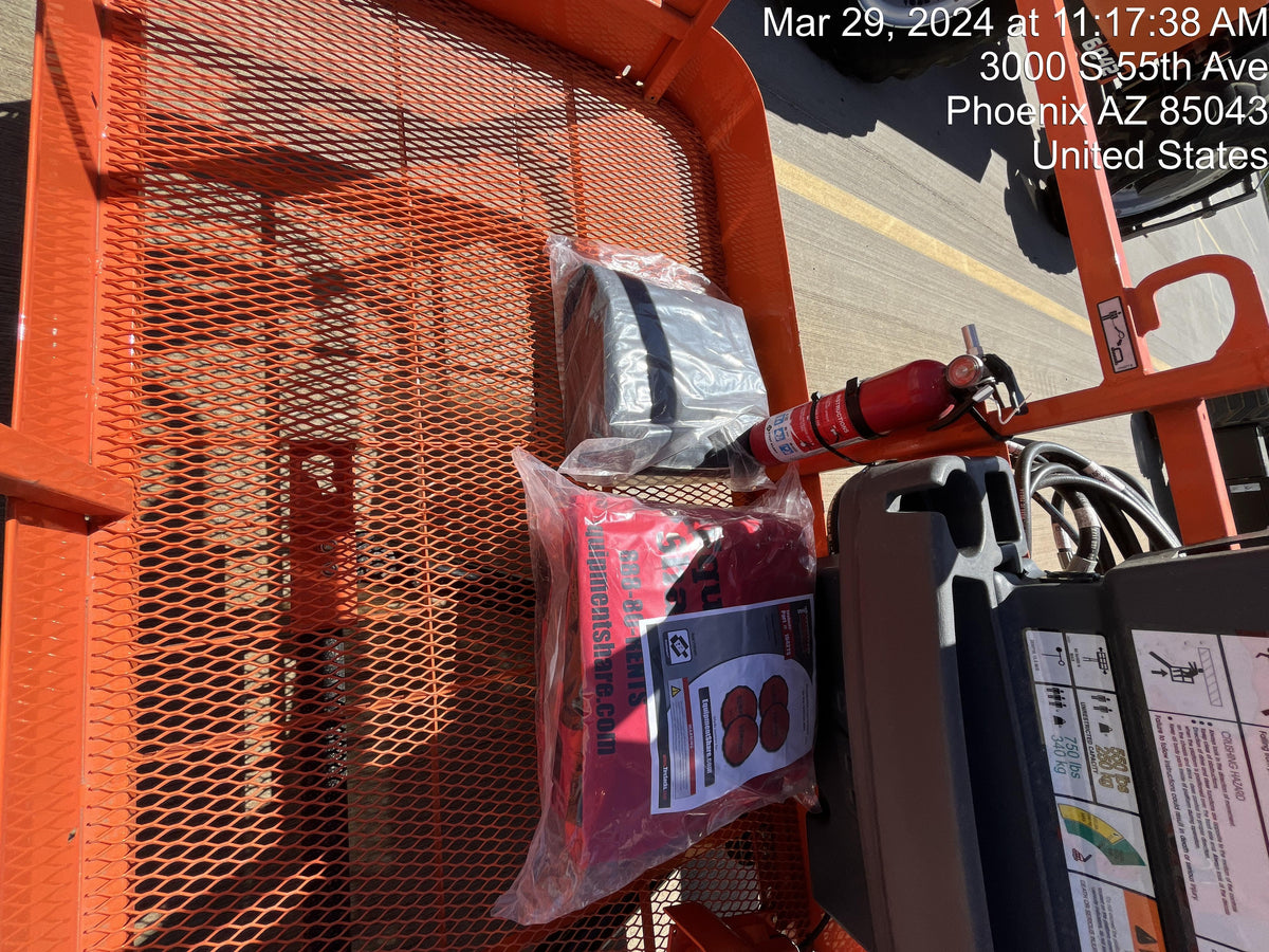 2024 JLG 660SJ