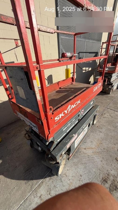 2017 Skyjack SJIII-3219 Skyjack SJ3219, Trojan Battery Set, Extended Warranty 5yr/5k hr