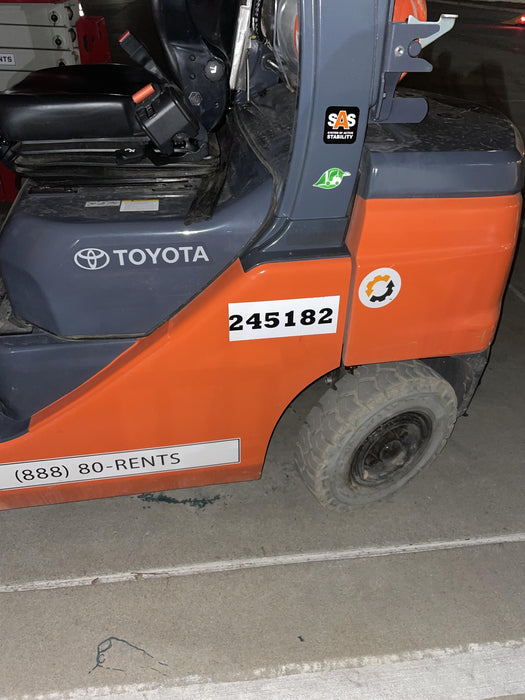 2022 TOYOTA 8FGU25 LP w/ Scale