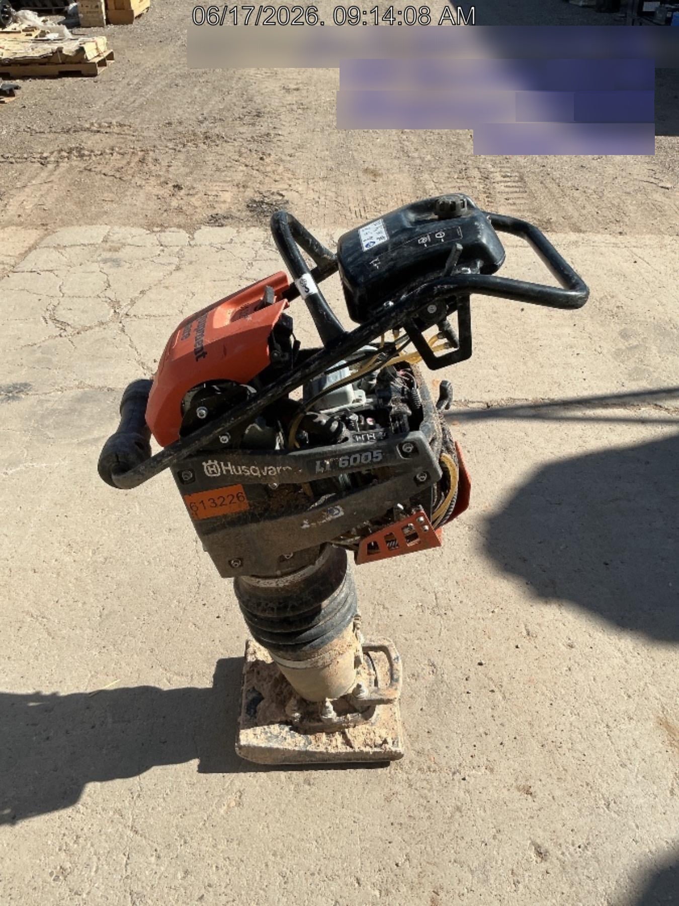 2025 HUSQVARNA LT6005