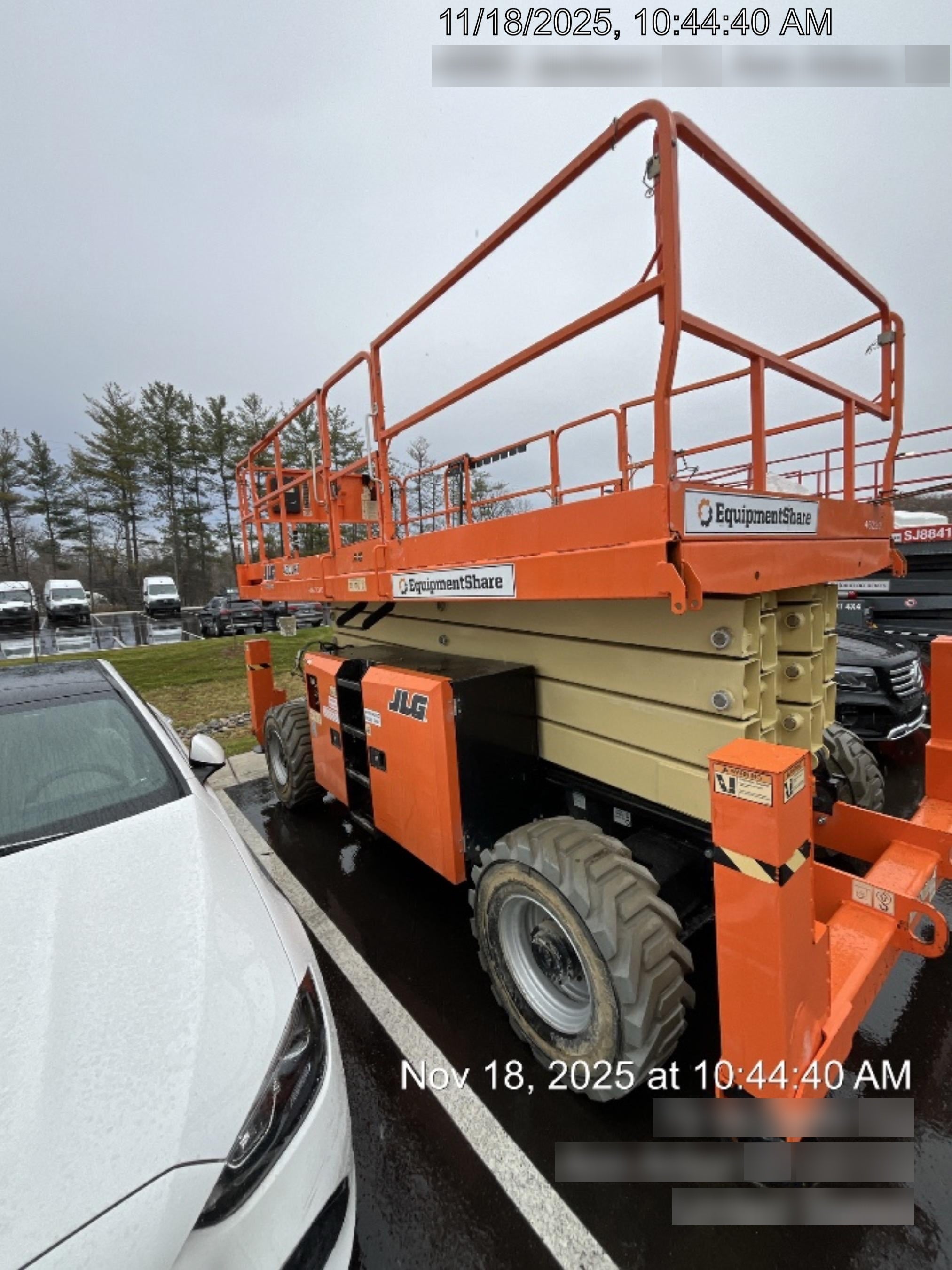 2019 JLG 430LRT