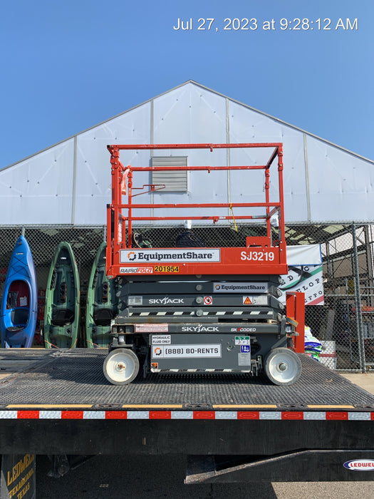 2021 SKYJACK SJ3219
