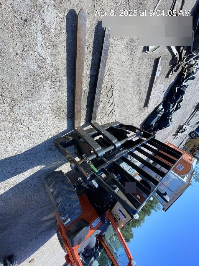 2023 JLG G5-18A