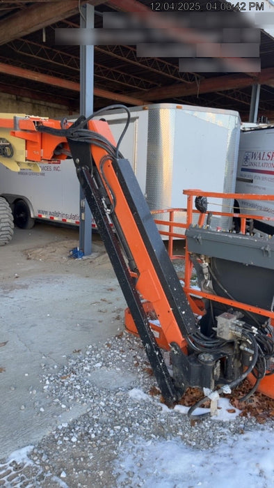 2019 JLG 660SJ