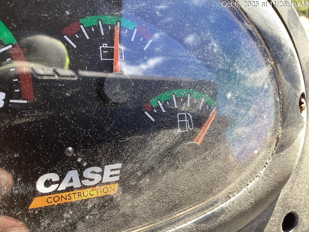 2023 CASE 570N EP