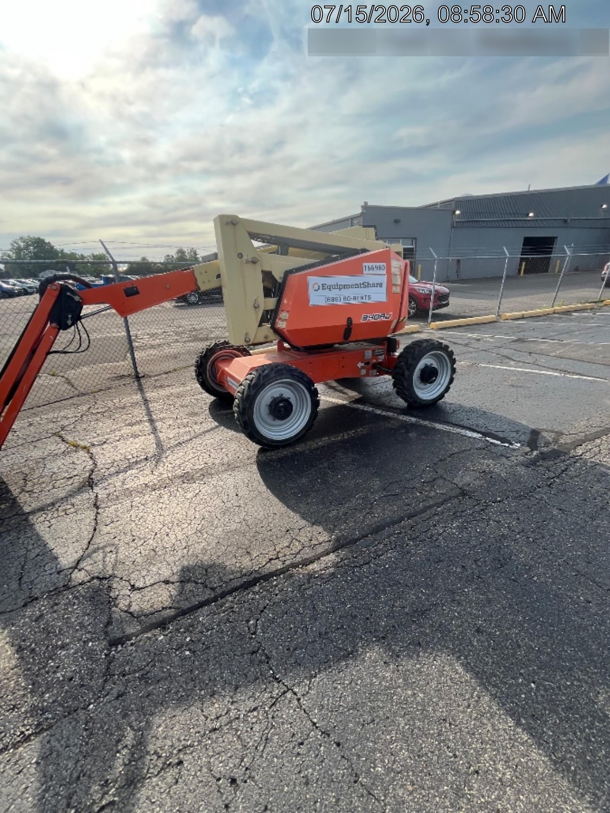 2021 JLG 340AJ