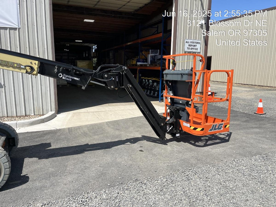 2025 JLG E300AJP