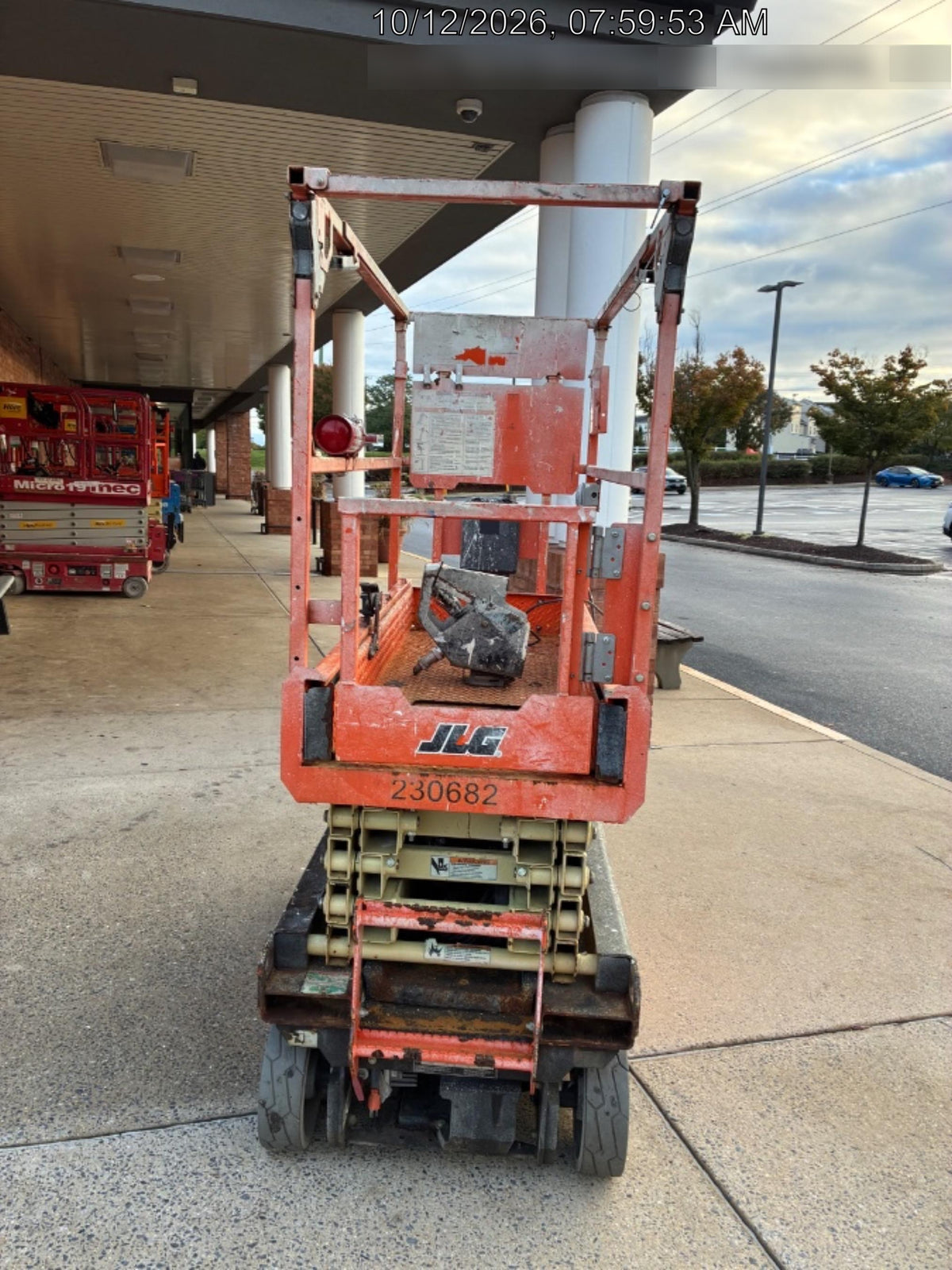 2022 JLG ES1932