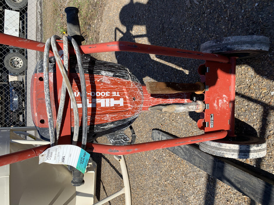 2020 HILTI TE 3000-AVR