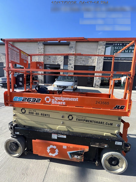 2022 JLG ES2632