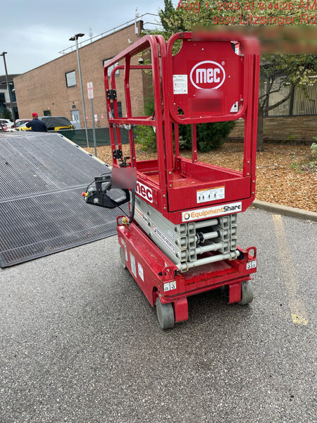 2019 MEC 1330SE MEC 1330SE w/ES Track Hardware, Full Extended 2 Year Warranty