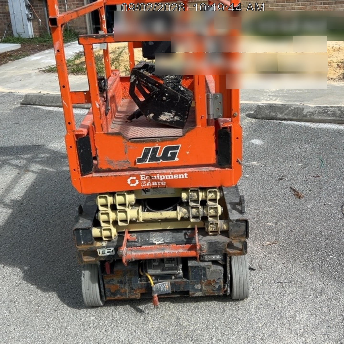 2022 JLG ES1330L