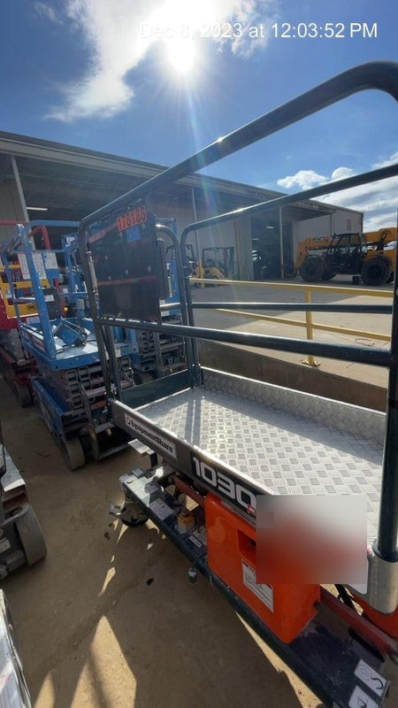 2021 JLG 1030P