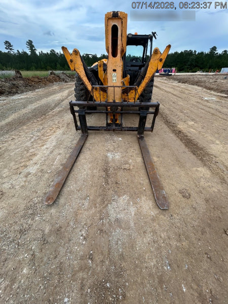 2019 JCB 510-56 Canopy, 74 HP, Solid Tires, STD Worklight, Beacon, Aux Hydraulics, Lifting Eye, Back up Alarm w/66" Carriage/60" Forks