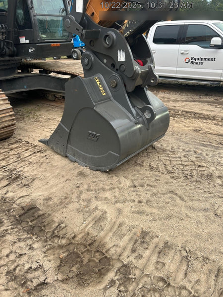 2025 CASE 48" Bucket 56-65K - Case