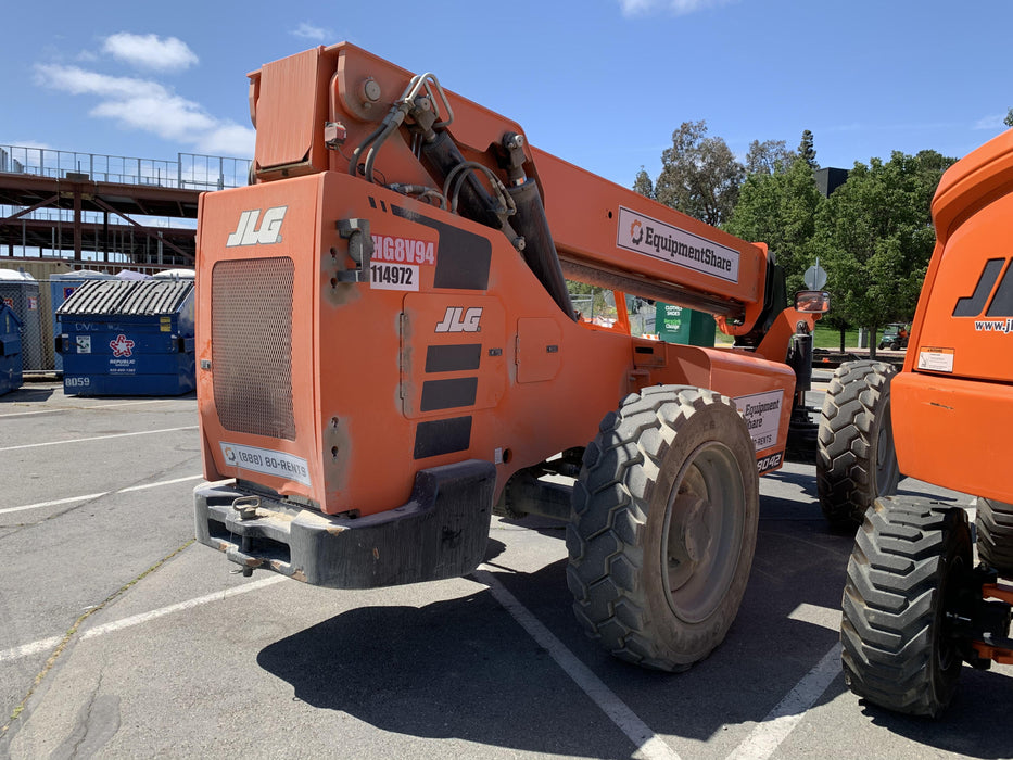 2020 Skytrak 8042 74 Hp, FF Tires, Work Lights, Beacon, Aux Hydraulics, Back up Alarm, Lifting Eye, ES Decals