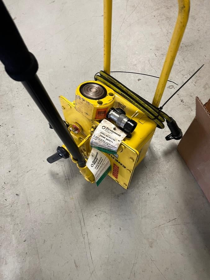 2023 ENERPAC P462