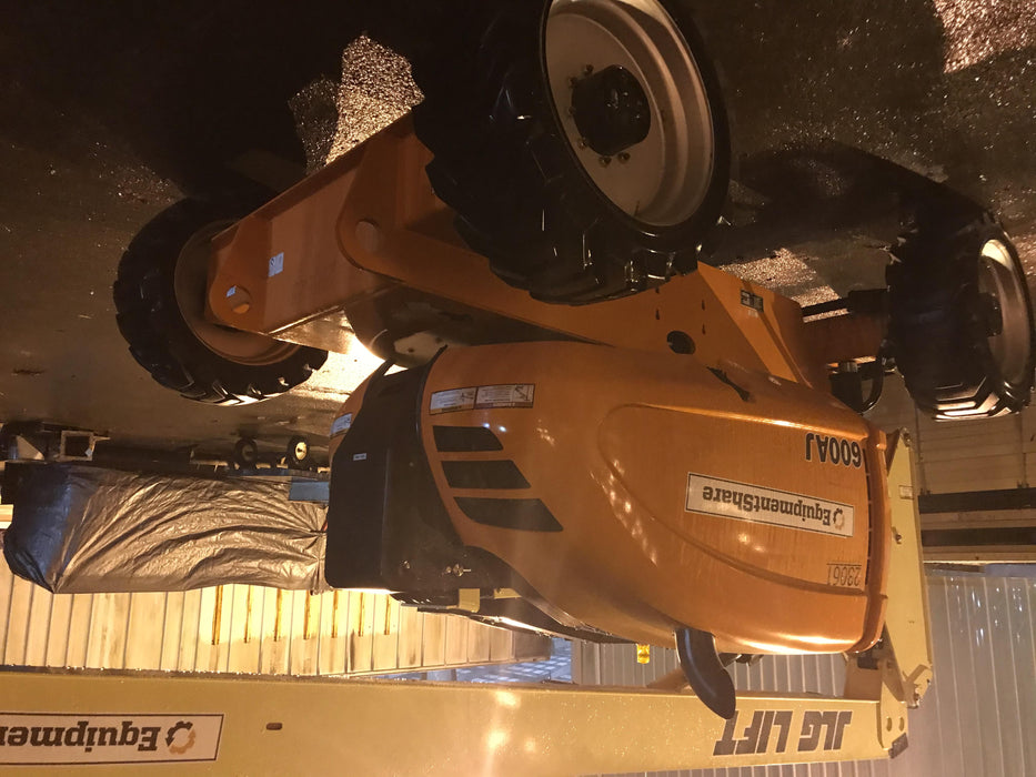 2019 JLG 600AJ