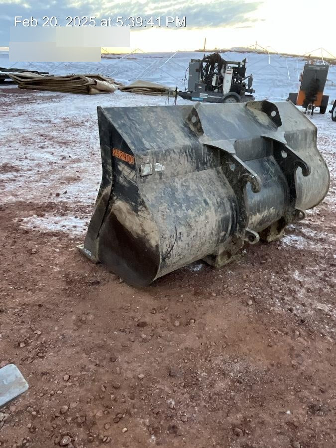 2022 PALADIN 3.0 cu yd Bucket - Paladin