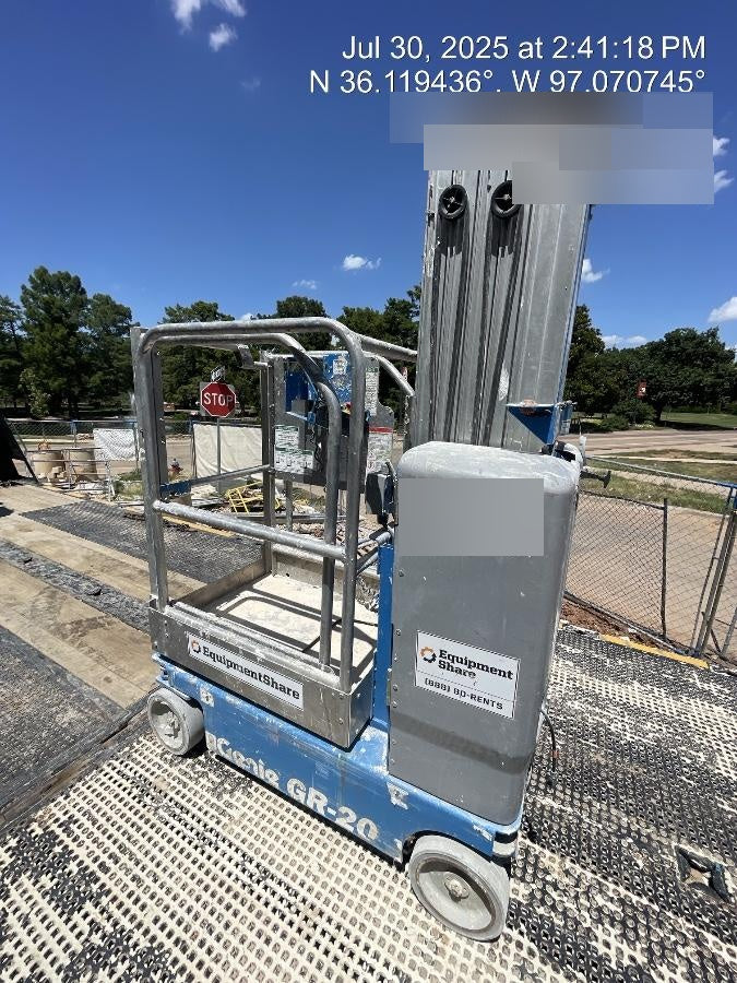2020 GENIE GR-20