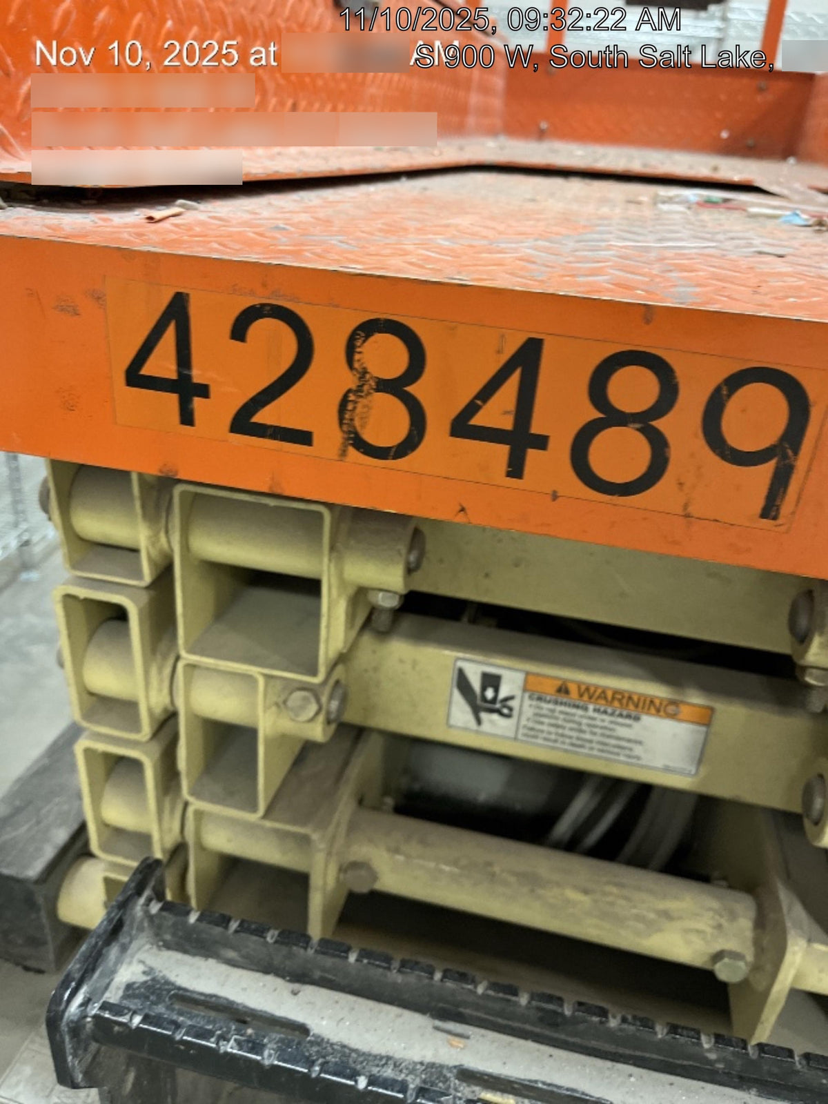 2024 JLG ES1932