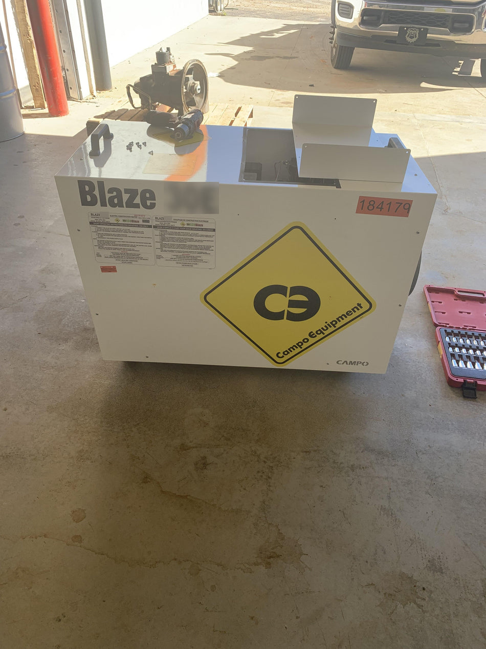 2021 CAMPO EB30E