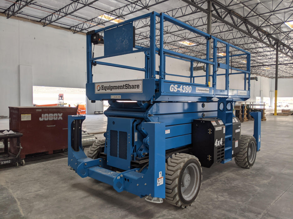 2020 GENIE GS-4390 RT