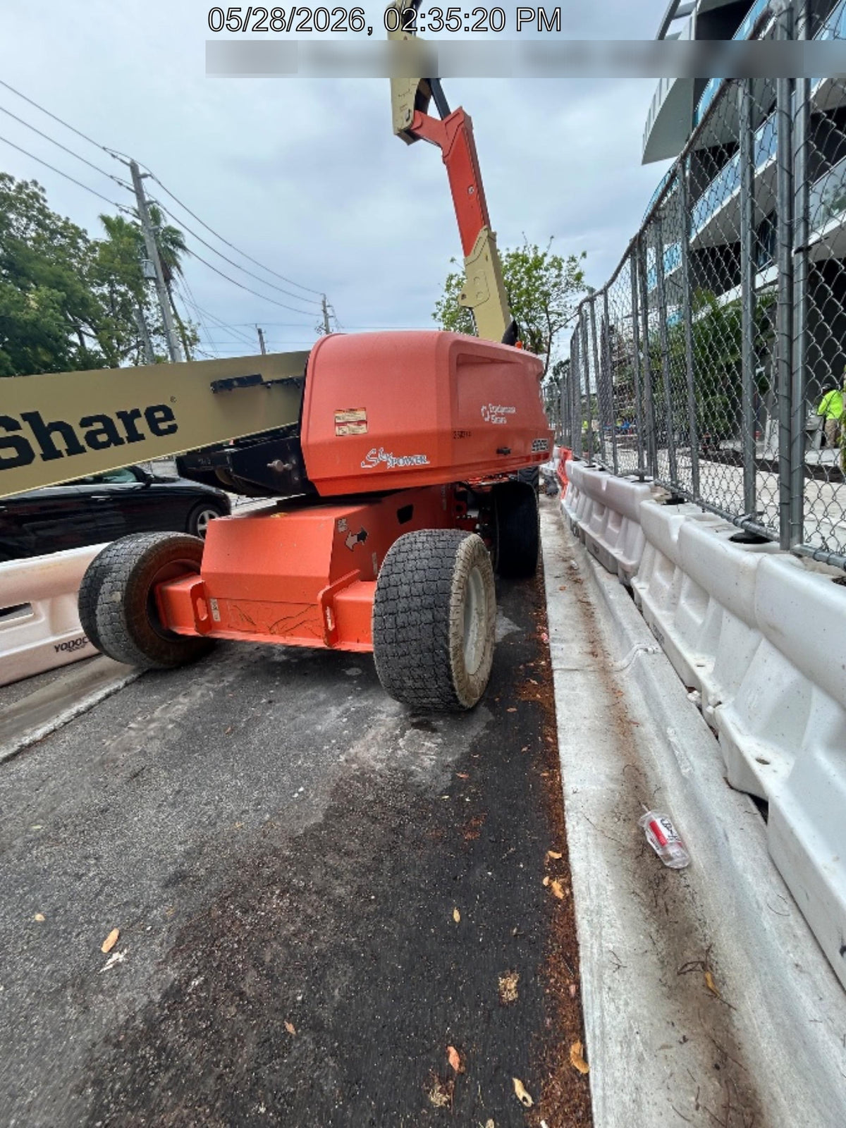 2022 JLG 660SJ