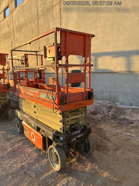 2022 JLG ES2632