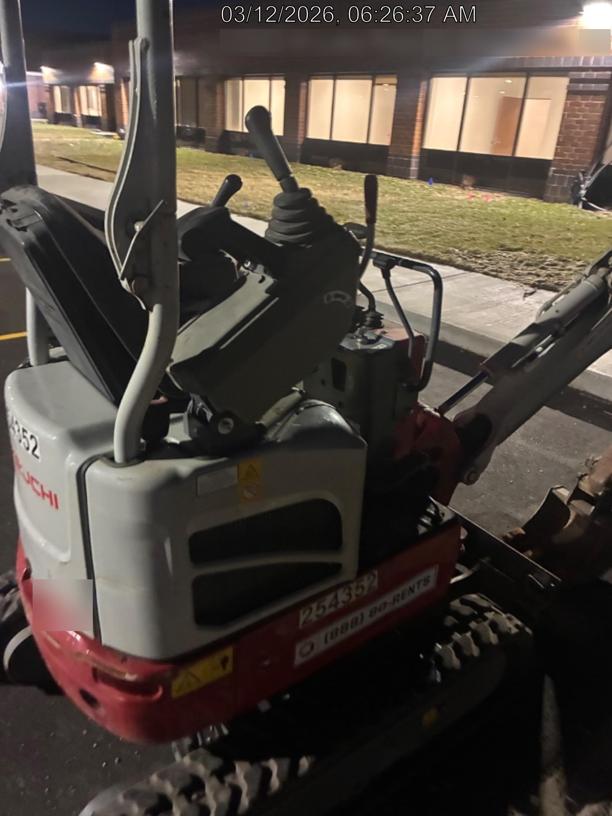 2022 TAKEUCHI TB210R