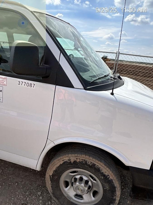 2023 CHEVROLET Express Van - Rental