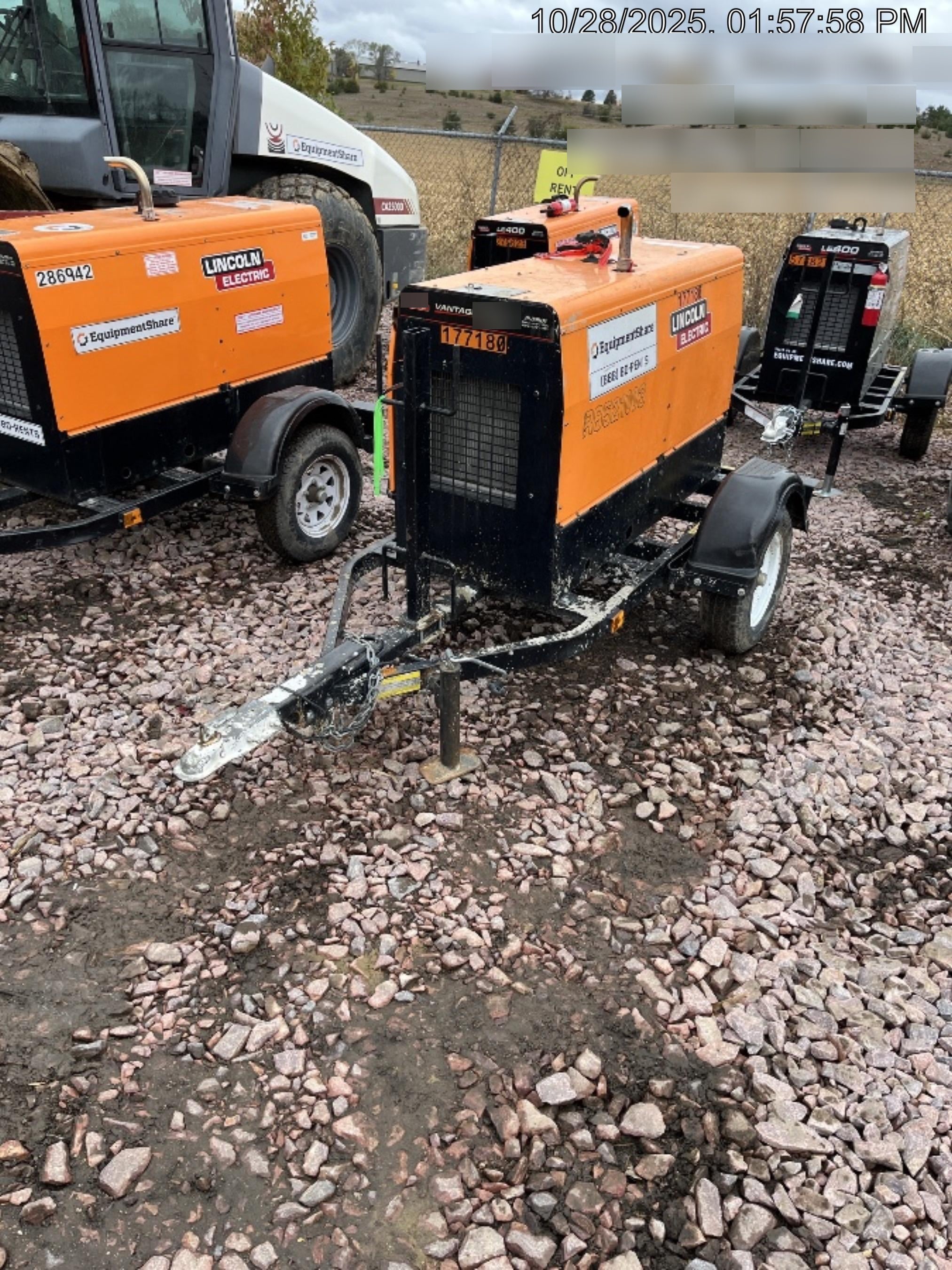 2021 Lincoln Electric Vantage 322 Vantage 322 Ready Pak 3 w/ Decals, ORANGE (includes trailer, cable rack, fender light kit) NO Telematics