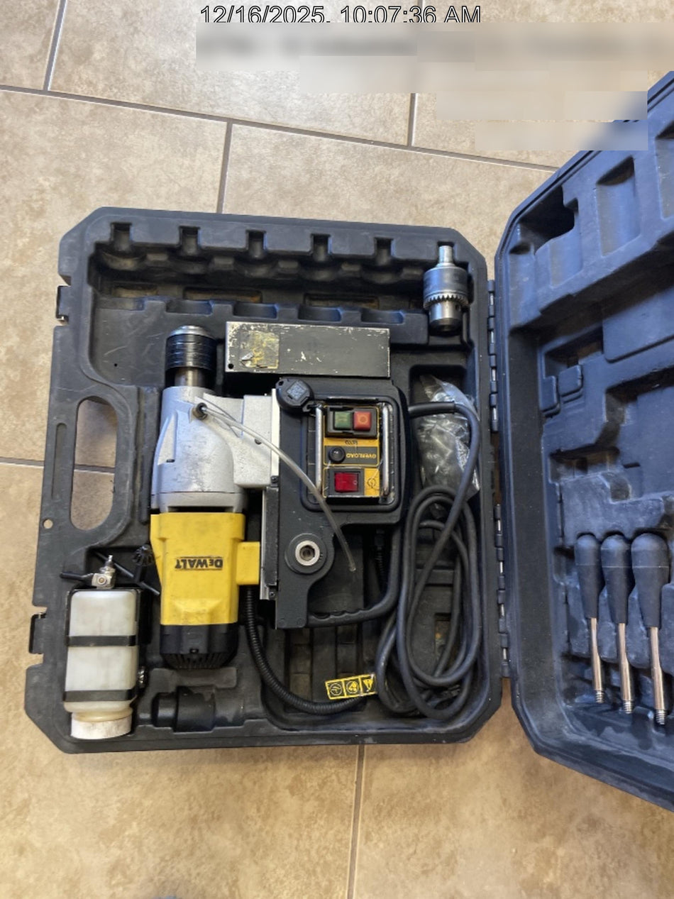 2022 DEWALT DWE1622K