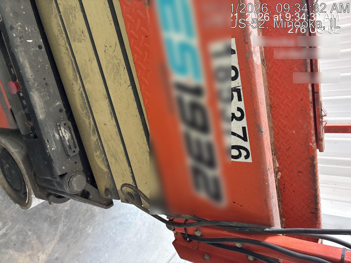 2021 JLG ES1932
