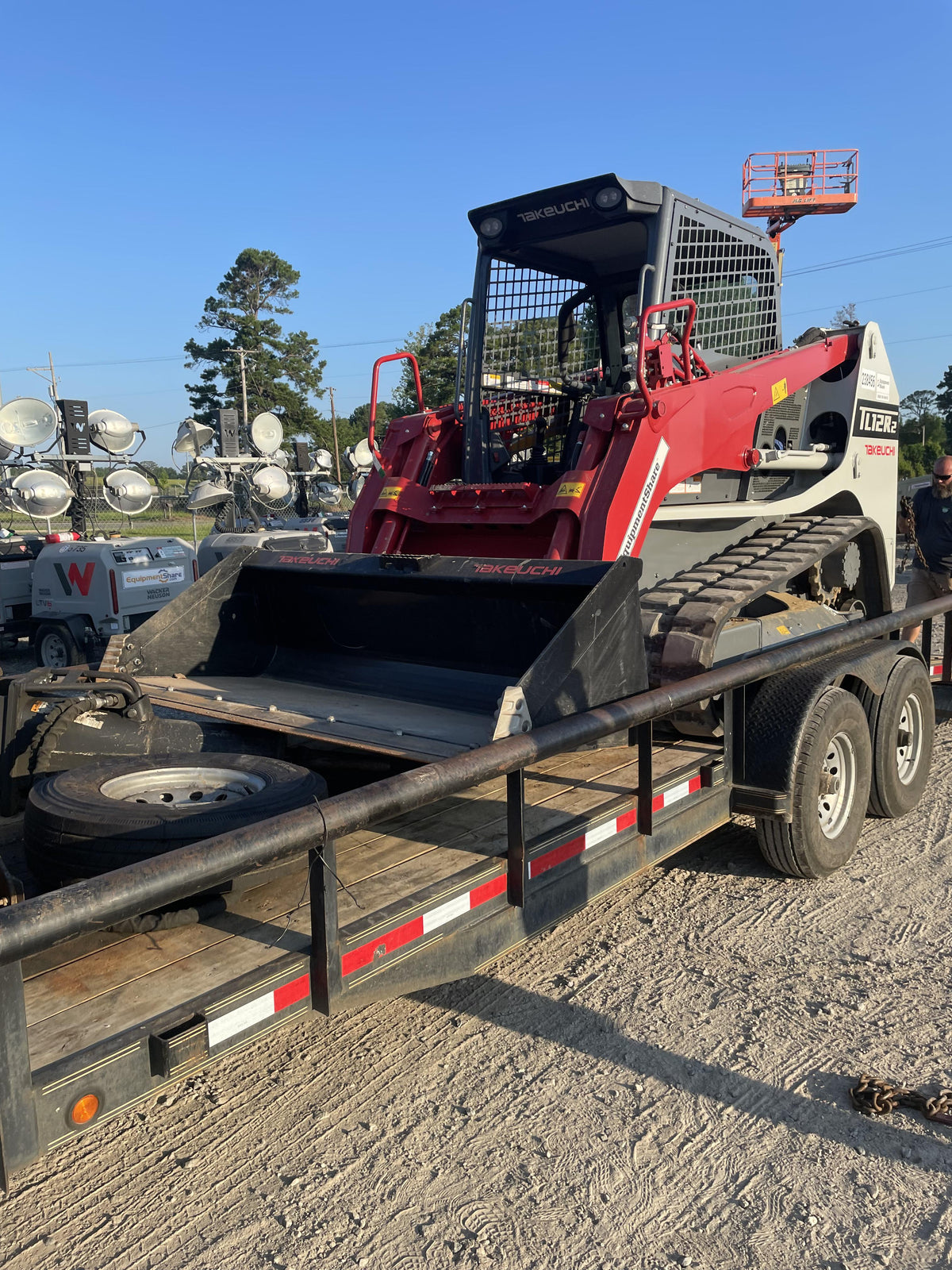 2022 TAKEUCHI TL12R2-R