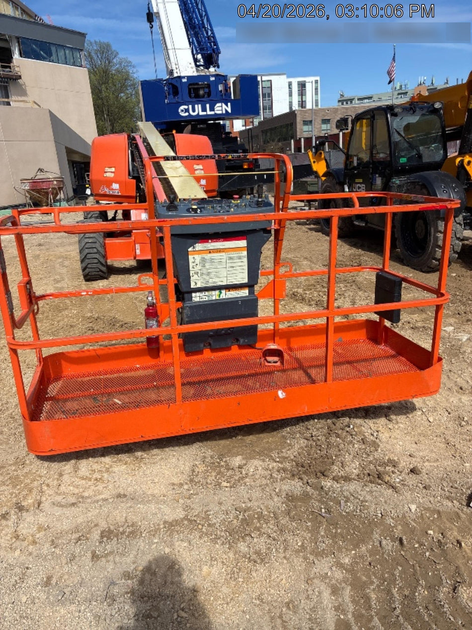 2021 JLG 600S
