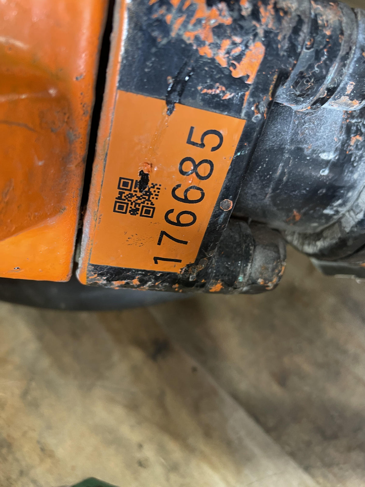 2021 MICHIGAN PNEUMATIC ES-CH3R-TRACKER