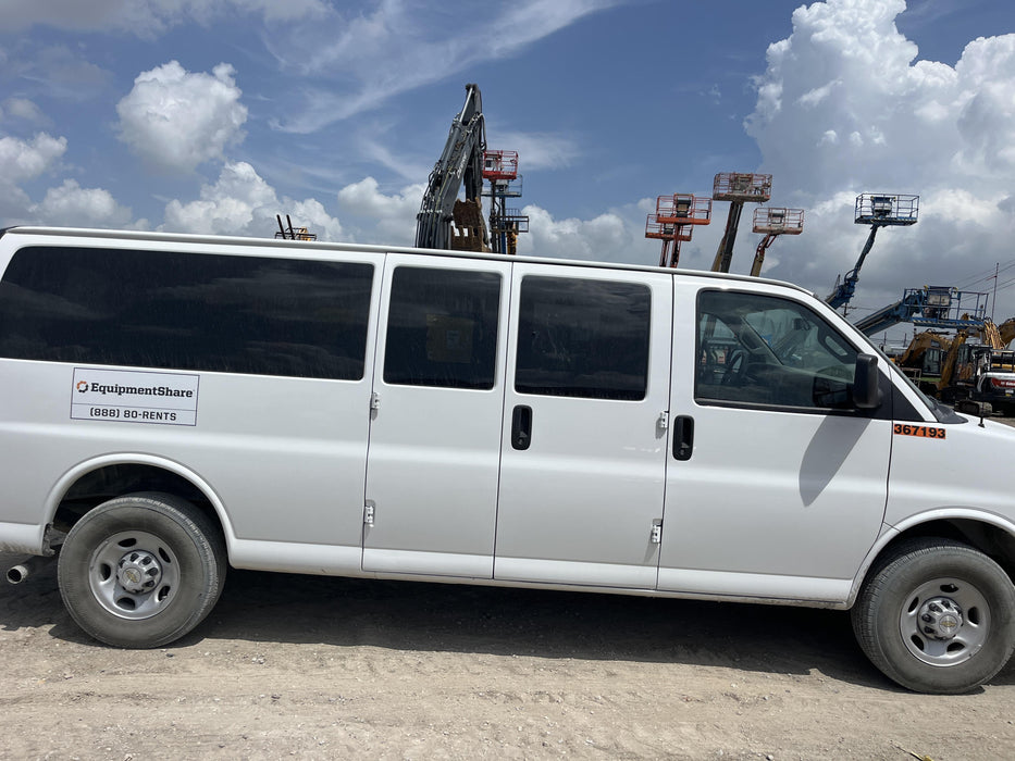 2023 CHEVROLET Express Van - Rental