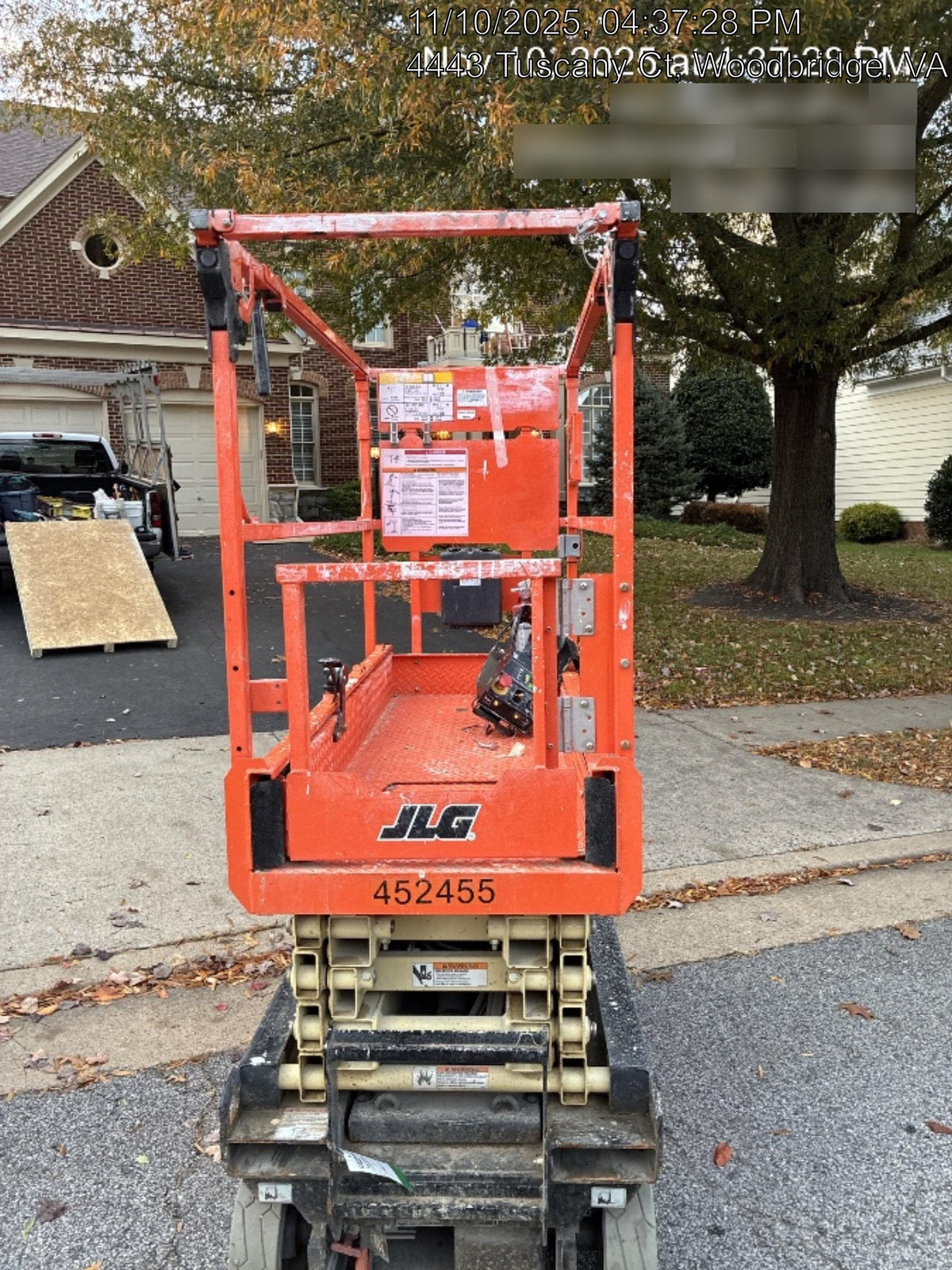 2024 JLG ES1932