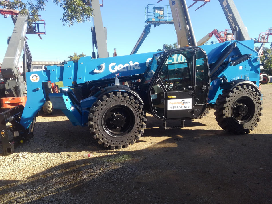 2018 GENIE GTH-1056