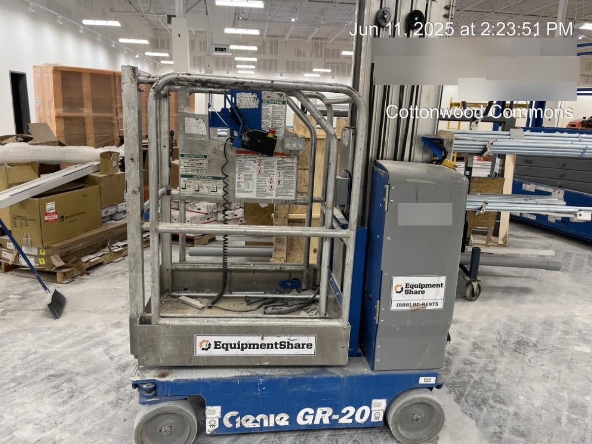 2019 GENIE GR-20