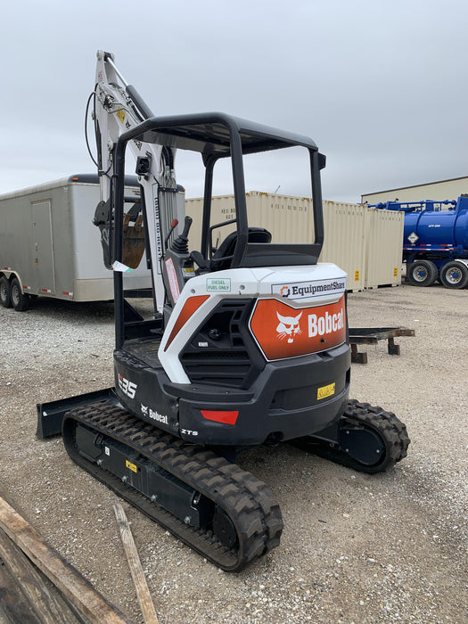 2021 BOBCAT E35