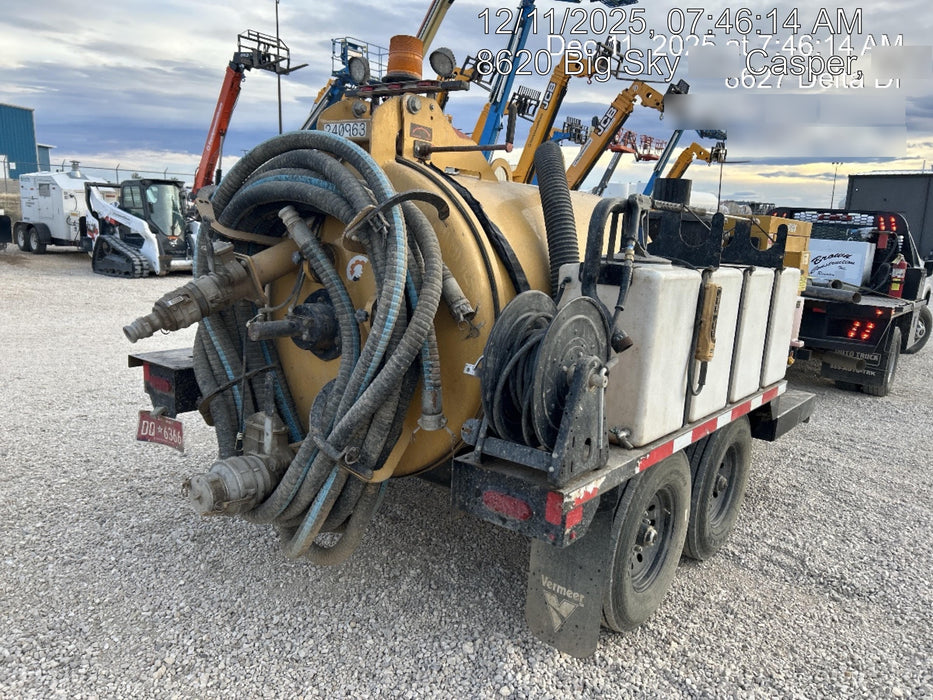 2022 Vac-Tron LP573XDT T4 Koehler Diesel Engine, 500 Gallon Debris Tank, x2 100 Gallon Water Tanks