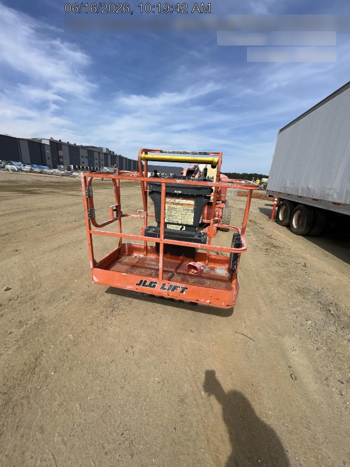 2018 JLG E450AJ