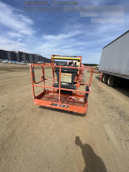 2018 JLG E450AJ