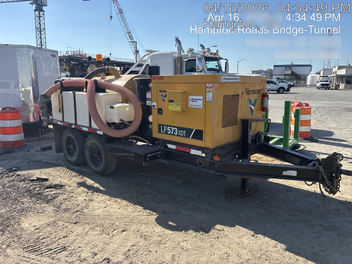2022 Vac-Tron LP573XDT T4 Koehler Diesel Engine, 500 Gallon Debris Tank, x2 100 Gallon Water Tanks