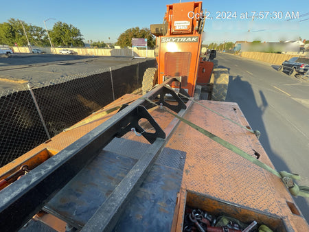 2024 JLG 100275853