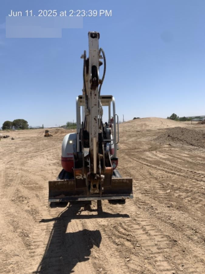 2020 TAKEUCHI TB235-2R