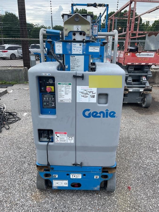 2020 GENIE GR-12