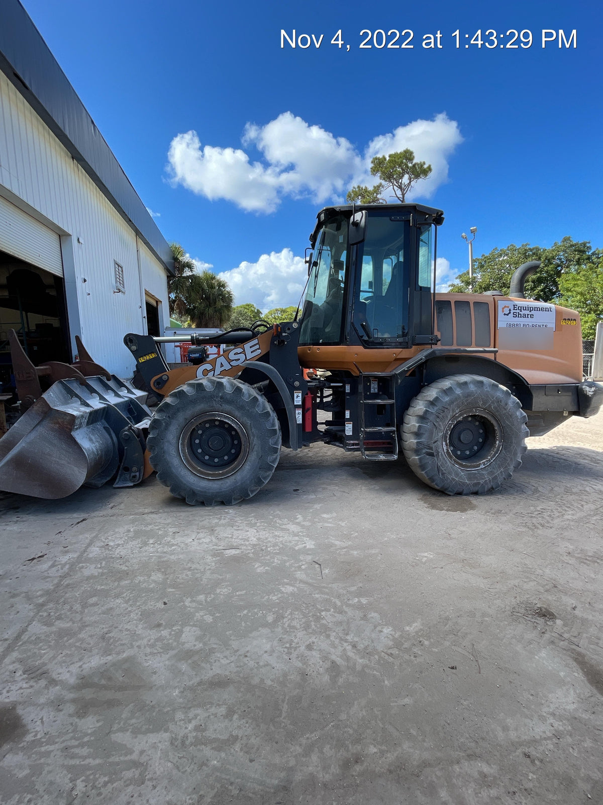 2018 CASE 621G